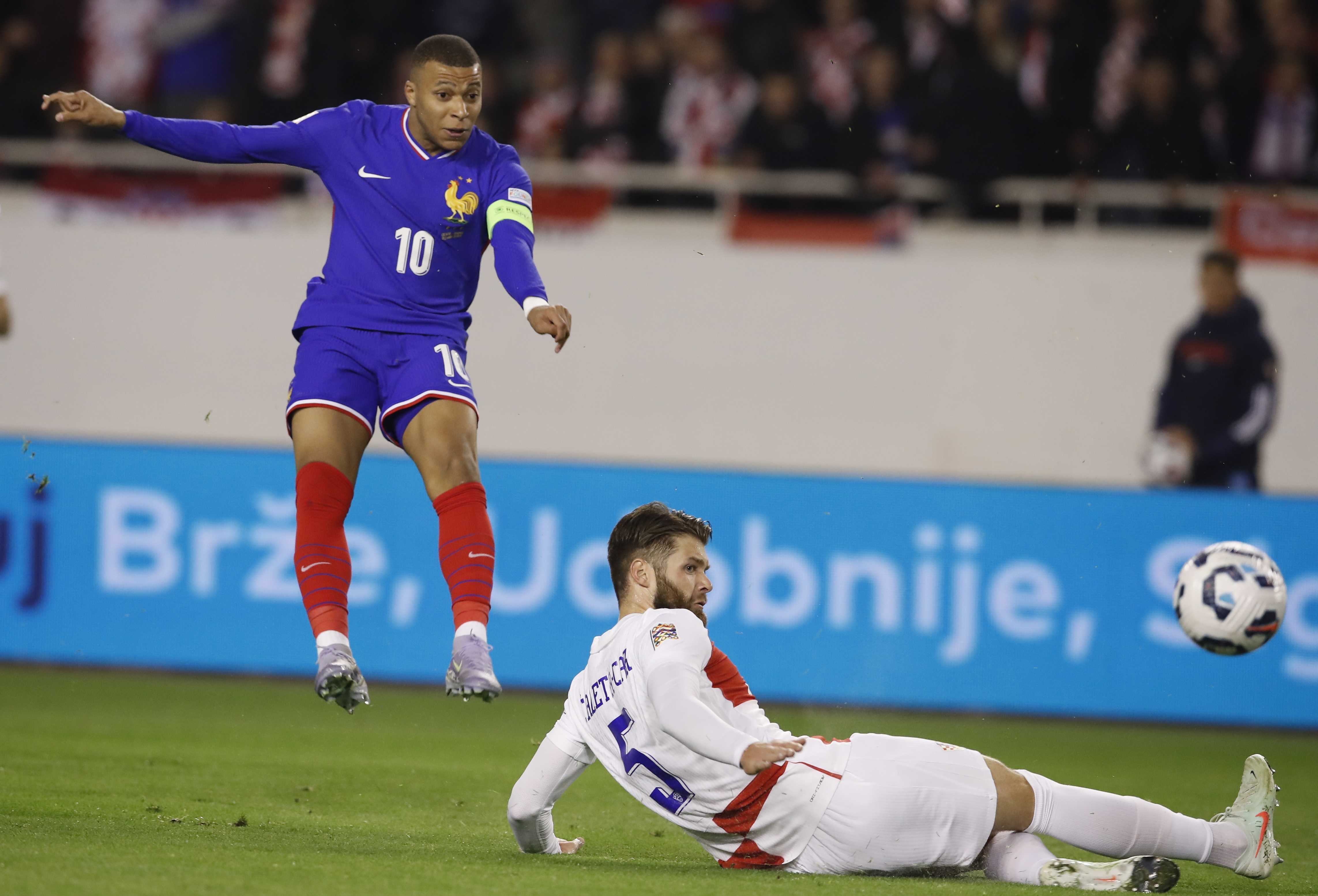 克罗地亚欧洲国家杯再获胜,匈牙利凯旋波兰 克罗地亚欧洲国家杯再获胜,匈牙利凯旋波兰