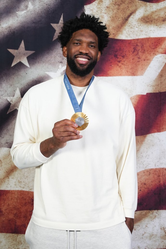 人主帅盛赞恩比德,称其是关键人物 人主帅盛赞恩比德,称其是关键人物