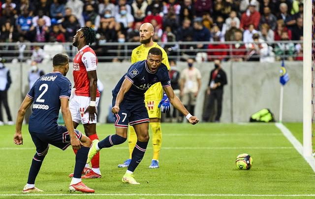 鲁昂客场击败佩斯，法甲新军崛起