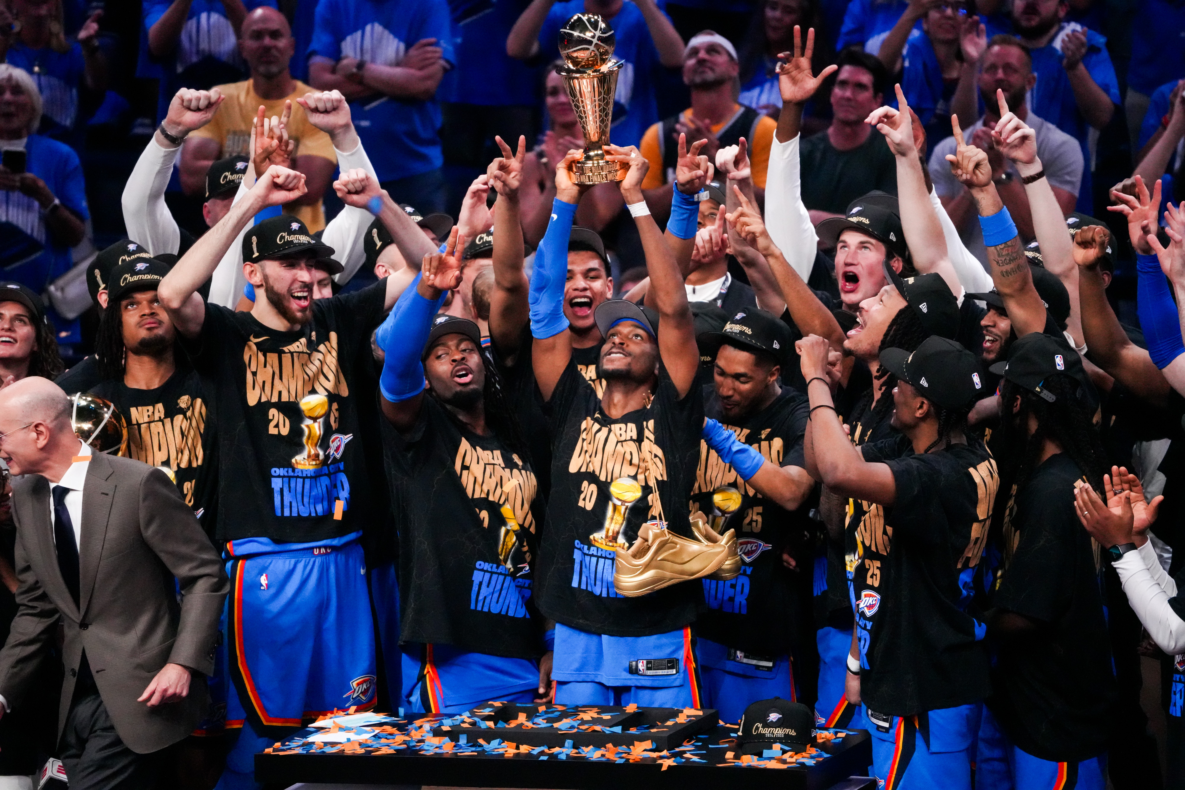 NBA常规赛新战役:勇士对抗雷霆 NBA常规赛新战役:勇士对抗雷霆